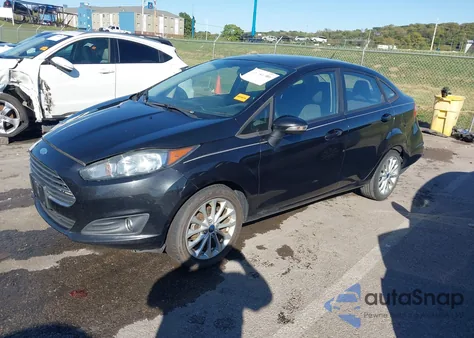 2014 Ford Fiesta Se из США, поврежденный, VIN 3FADP4BJ3EM117365